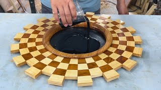 Amazing Woodworking Skills /// Make An Extremely Unique Wall Clock In Simple Way.