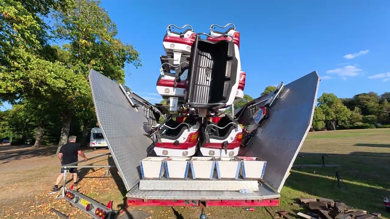 Proctors Funfair Pull Down & Pull Off | @ Queens Park Chesterfield 25th August 2025