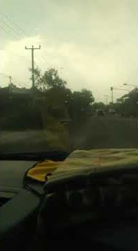 story wa hujan di perjalanan naik mobil #shorts