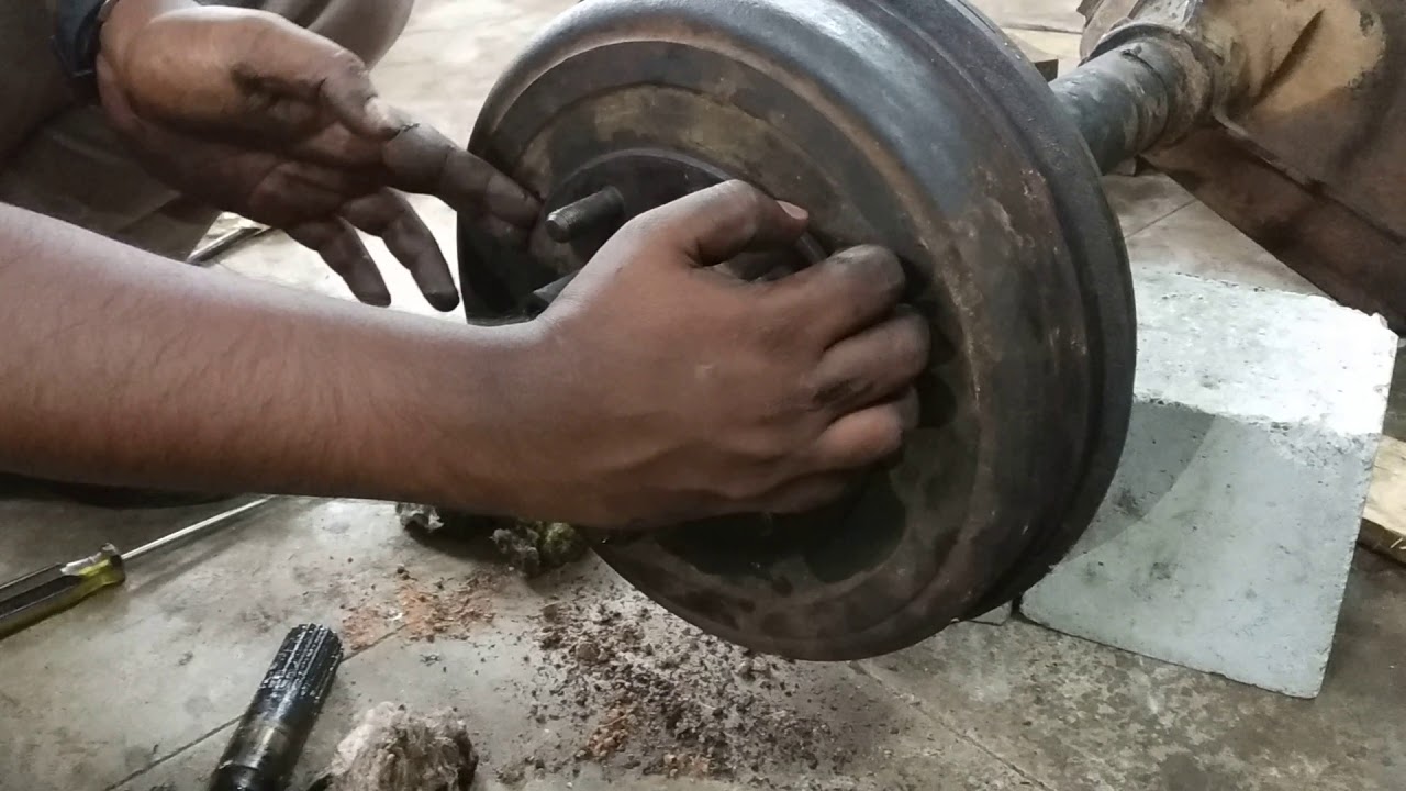 How to remove brake drum of jeep YouTube