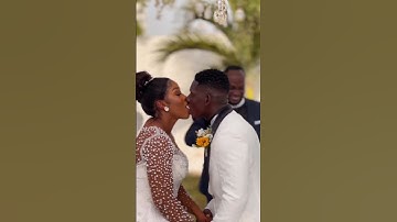 Thumbnail of They just can't Stop Kissing ❤ 💖🥰😍🤩