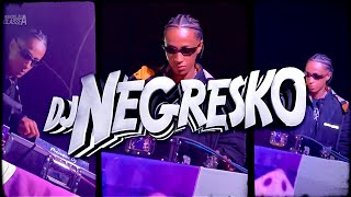 NA RELÍQUIA DO NEGO TRUFA - (DJ NEGRESKO, DJ SANTSZ & DJ RB DA CDN) • Mc Nego trufa 