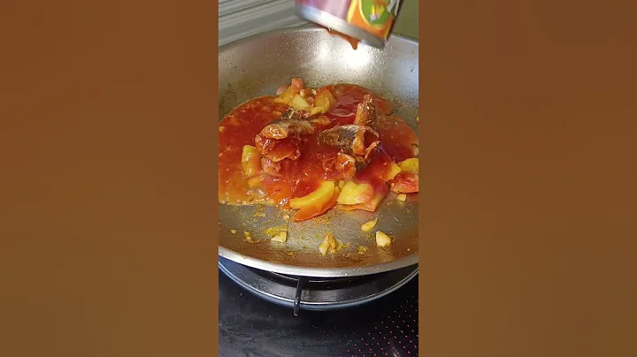 Sardines w/ tomatoes and egg ❤️ #cooking #sardinesrecipe #homemade #youtubeshorts #foodie #yummyfood