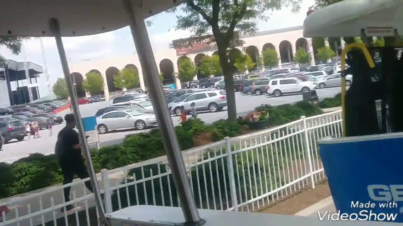 Free ride bus train Hershey parking no 1 to main gate