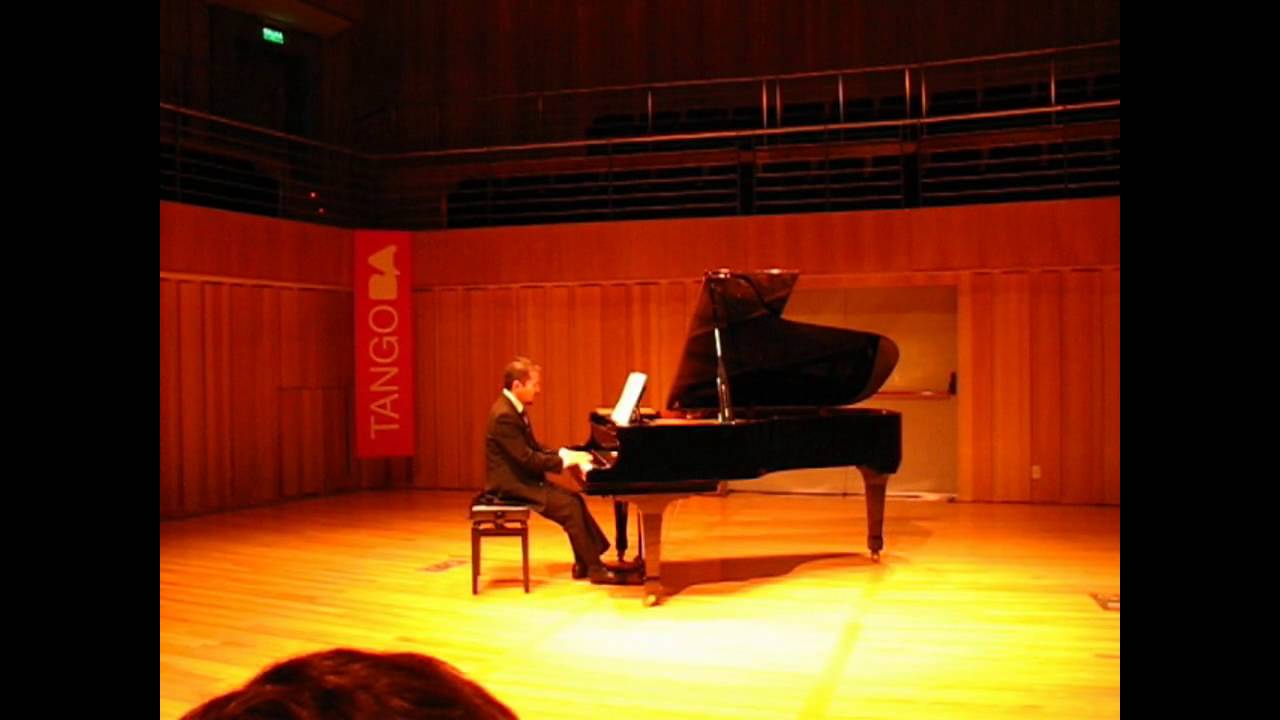 Solos de piano de Alfredo Gobbi - Cavilando