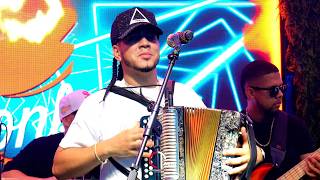 EL RUBIO ACORDEÓN - APAGAME LA VELA  (EN VIVO CON LA ÉLITE DE NY)