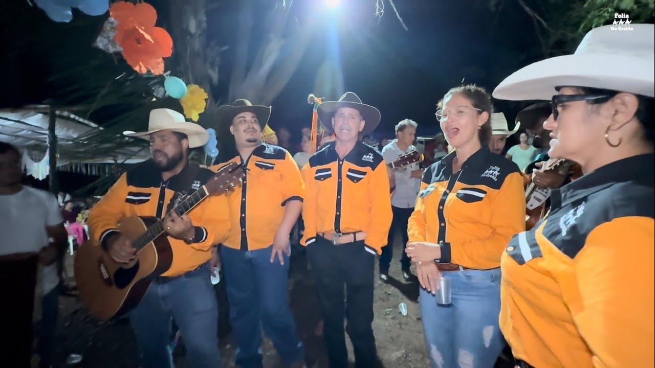 CANTORIA NO ARCO - FOLIA DE REIS DO GROTÃO 