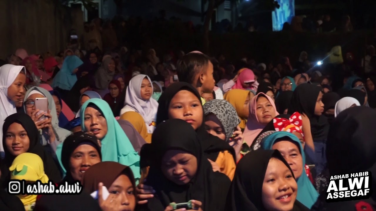 HABIB ALWI DAN HABIB SYECH BIN MUHAMMAD BERSHALAWAT BARENG