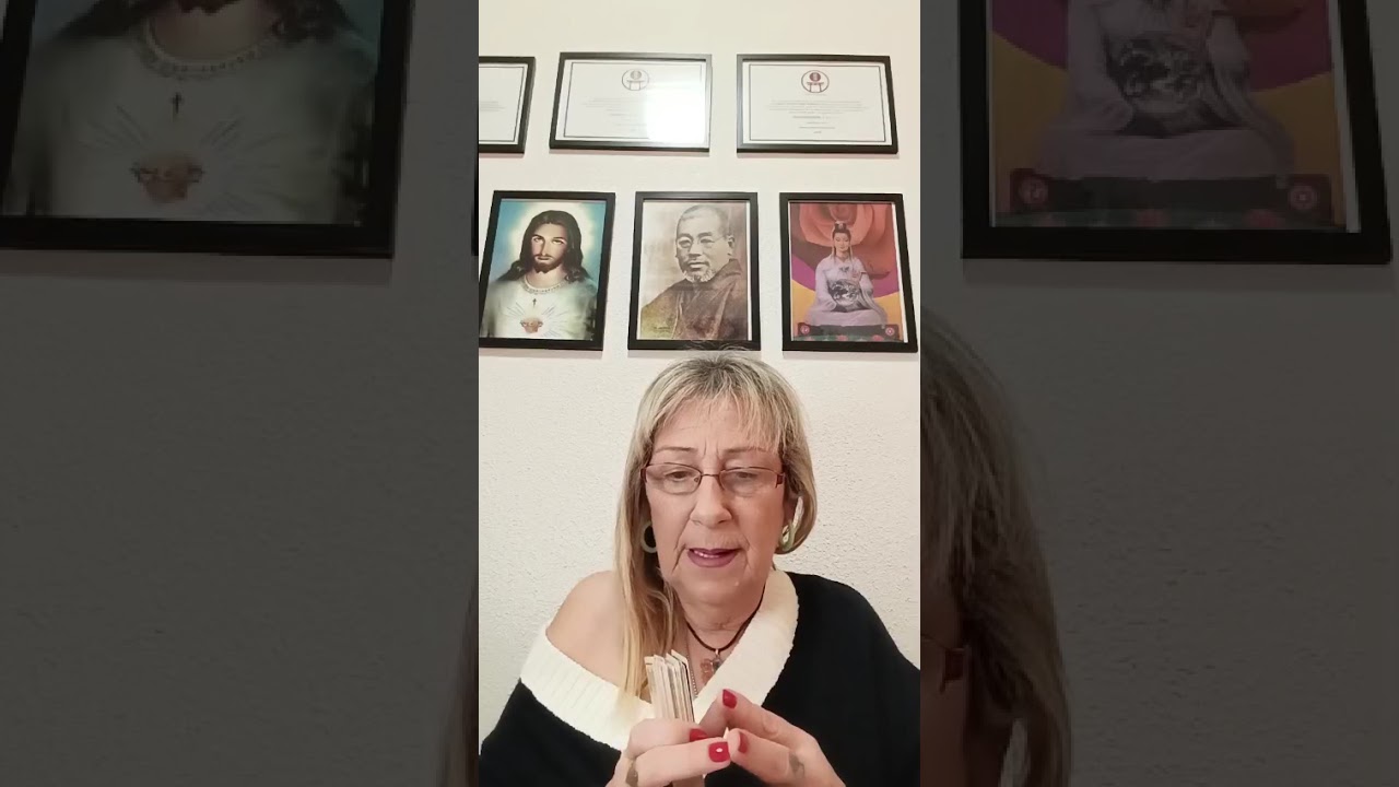 Que te dice el tarot en el amor bendiciones 🙏🙏🙏❤️