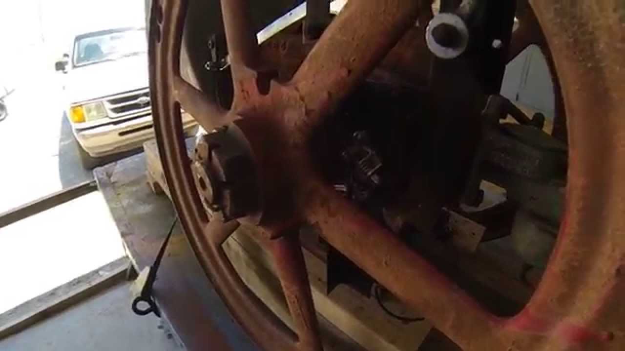 '49 Fairmont Railway Engine (Engine starts at 610) YouTube