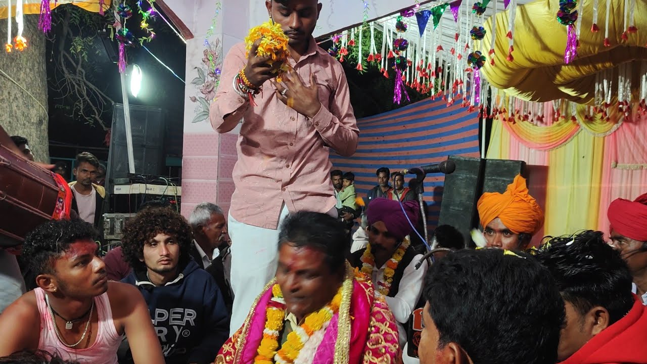 #બાલાસિનોર તોતર 🚩 માતાજીનો ગરબો 🚩 મનહર ભુવાજી 🙏🏻 જયેશ જાગર 💥 માઁ તોતર માતાજીના આશીર્વાદ 🙏🏻