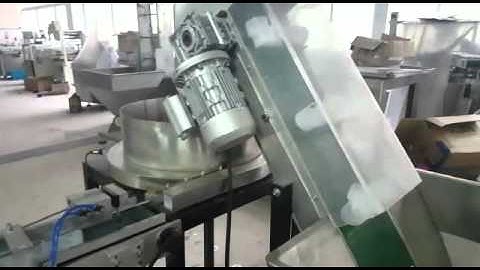 5 gallon  non spill water cap lining  pe faom inserting machine