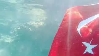 Suyun Altında Türk Bayrağımızı Açmak