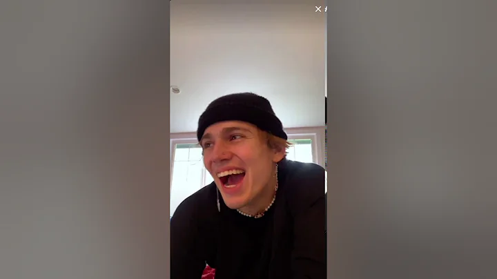Vinnie Hacker 9/27/20 TikTok live + Vinnies parents