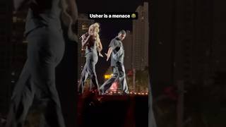 Usher being a menace on stage with Summer Walker at Lovers and Friends Festival