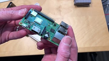 Raspberry Pi 3 B+ Unboxing