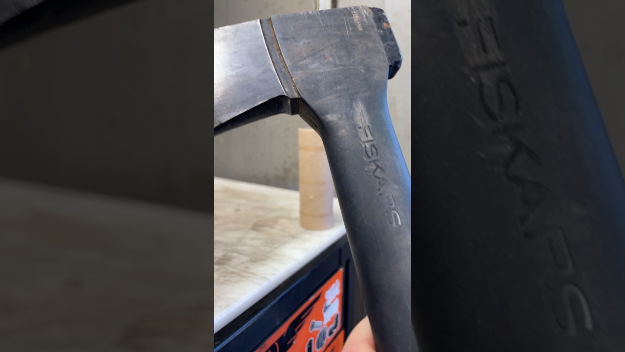 Топор Fiskars — это бритва 