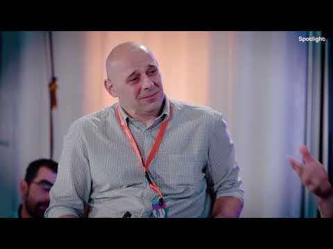 კაცები სფოთლაითზე 2018