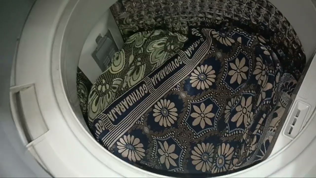 Washing Bedsheets? Use THIS Spin Mode