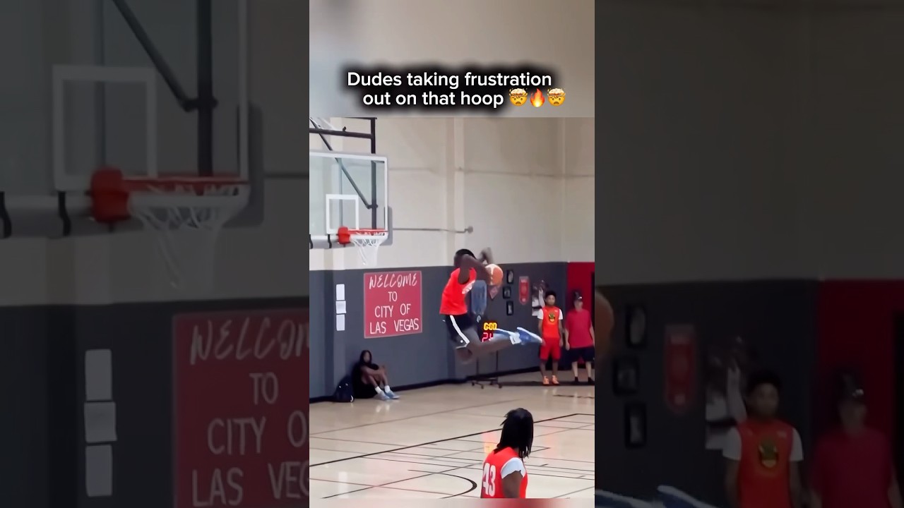 Bro is dunking ANGRY 🤯 