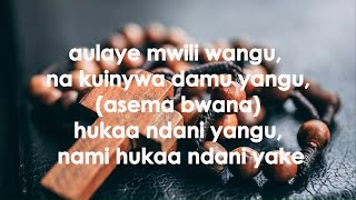 aulaye mwili wangu na kuinywa damu yangu - (with lyrics)