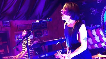 Divine Fits - Sway (Rolling Stones cover) - Pappy & Harriet