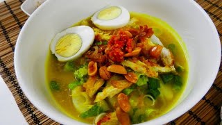 حساء نودلز أو لونتون بالدجاج والكركم – سوتو أيام -طبق اندونيسي | ZENA RECIPES