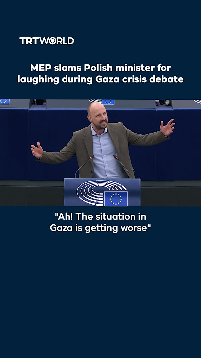 MEP slams Polish minister for laughing during Gaza crisis debate