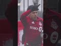Emilio’s FIRST☝️ for Toronto FC is a POWERFUL HEADER!