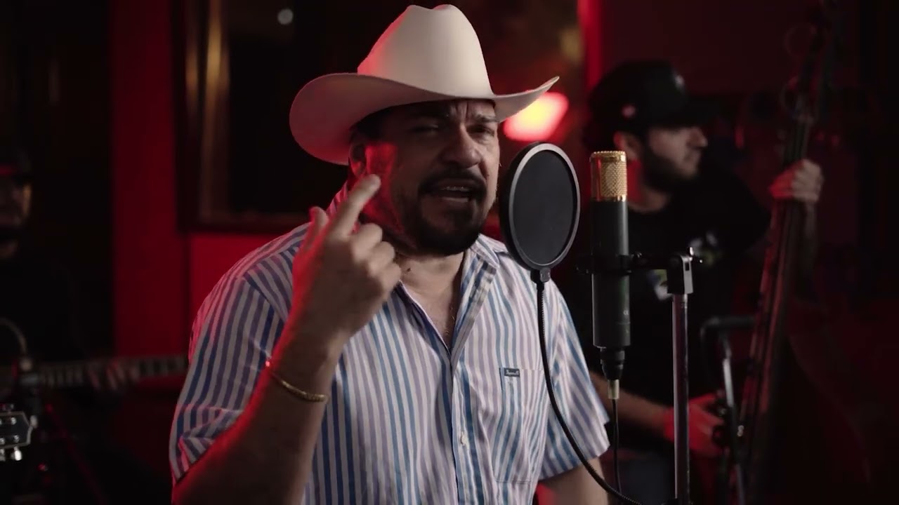 El Lobo De Durango - Hermosisimo Lucero (En Vivo Rumbo A La Rosca)