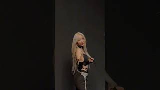 Untie 로 Maniac 추기 🕸️ #VIVIZ #비비지 #EUNHA #은하 #SINB #신비 #UMJI #엄지 #MANIACchallenge #매니악챌린지