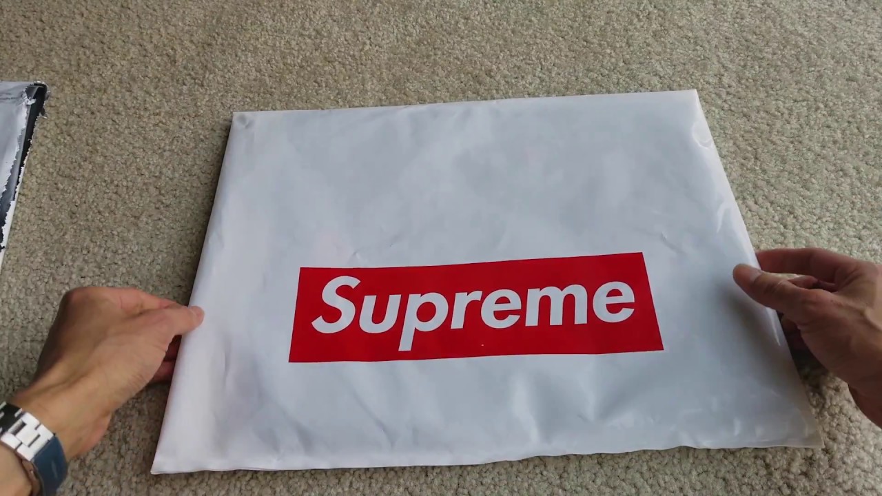 📦 Unboxing the Hottest Drop of the Season: Supreme SS23 Week 1 Tonal Box  Logo Tee! 