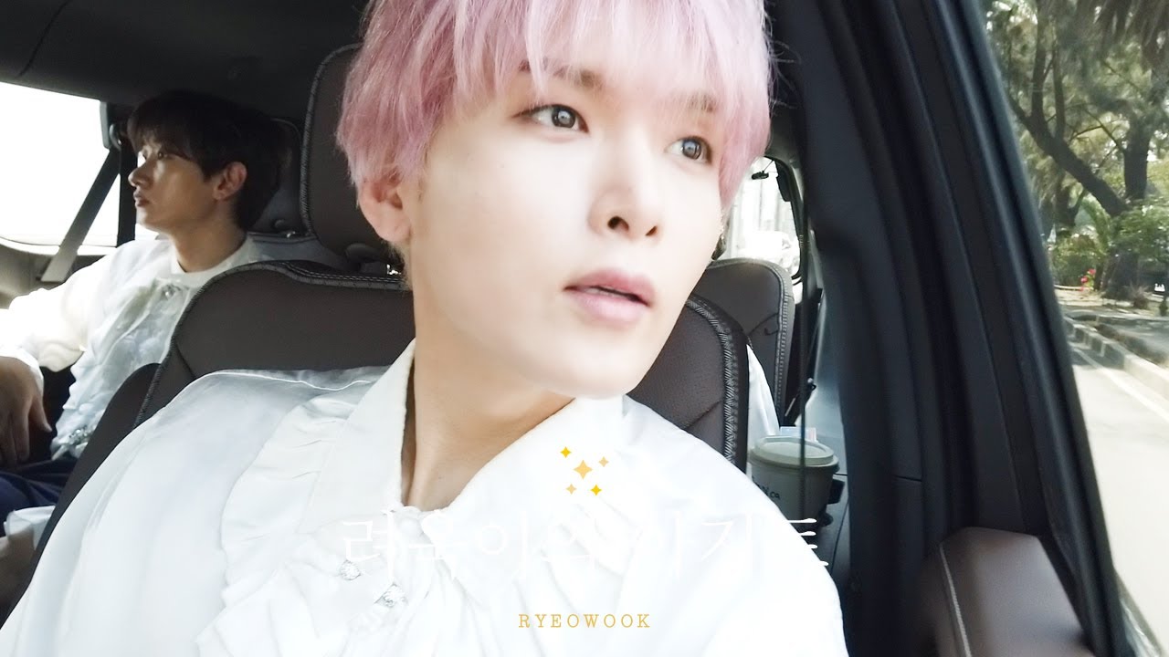 クレア 韓国旅行ガイド イ・ジョンソクsuperJunior グルメ美容 家具