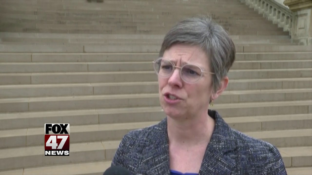 Judge sets deadline for revising Michigan sex offender law