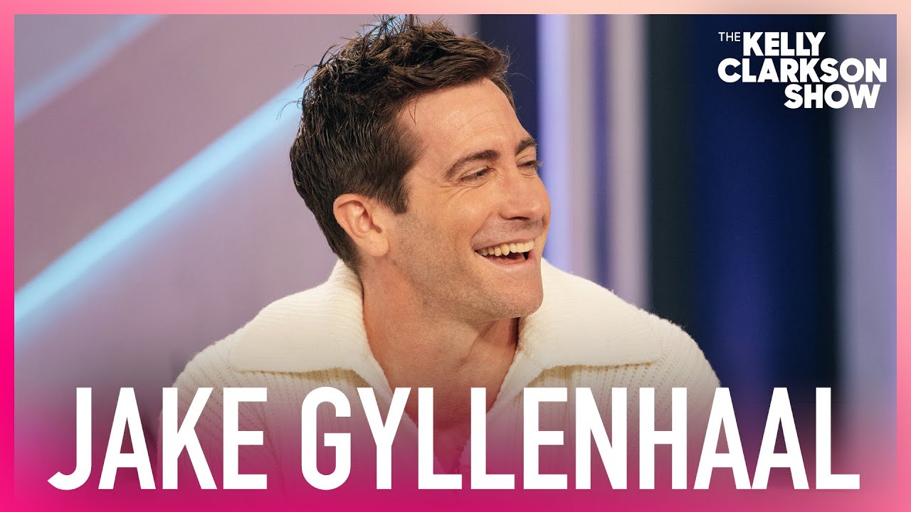 Jake Gyllenhaal & Kelly Clarkson Can't Stop Laughing