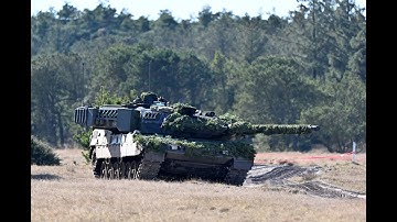 Leopard 2A7 tanks and CV90 IFV