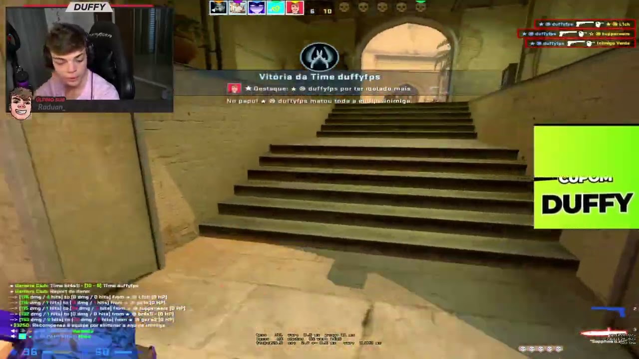 DUFFY AGRADECENDO O TOGS PELO XITER KKKKK