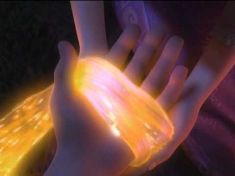 Disney Princesa: "The Glow" - Video Musical