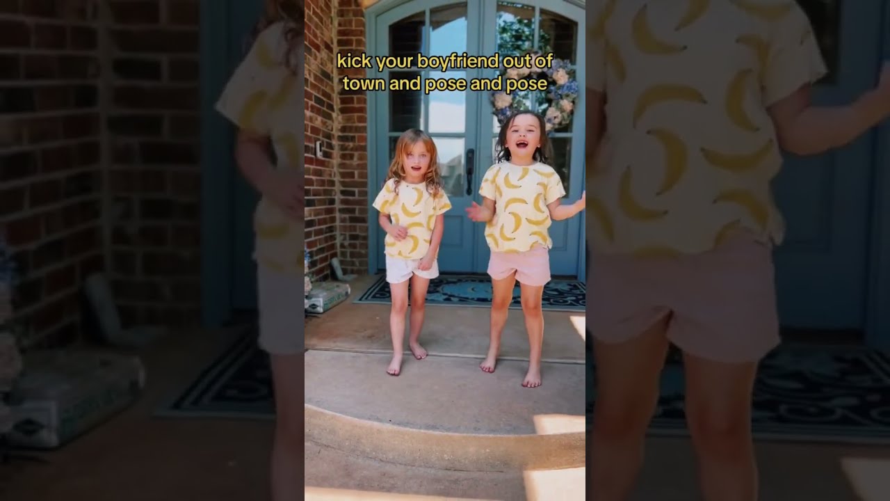 Lemonade Crunchy Ice Hand Clap Garzacrew Shorts Handclap