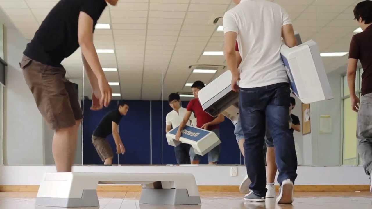 [TRAILER] Raise the Curtains 2013 - RMIT Drama Club SGS