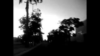 Booktrailer do Arranhando Paredes