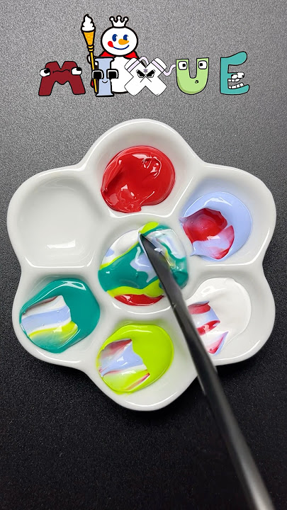 Mixue or Starbucks #satisfying #colormixing #sharkzhan #mixue