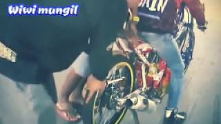 Joki Cewek Jatuh Drag Bike Tumbur Pembatas Sirkuit