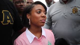 'Stay a family' Daughter of injured at Allen mall shooting speaks out at vigil