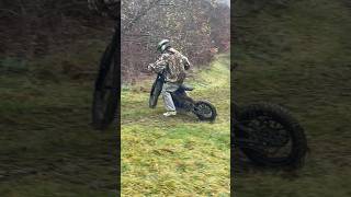 #catchmeifyoucan #fullsend #enduro #kuberg #dirtbike #prague #offroad #weridetogether #mood