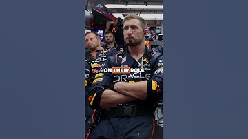 How much does an F1 pit crew member earn? 💸