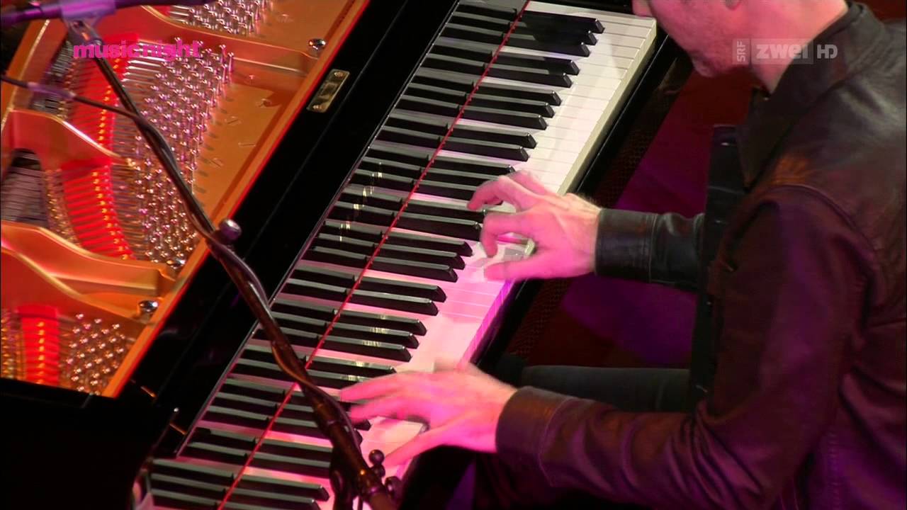 Aimee Mann - One - YouTube