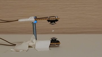 Ultrasonic levitation based on arduino and HC-SR04 #Ultrasonic #levitation #arduino #diy #styrofoam