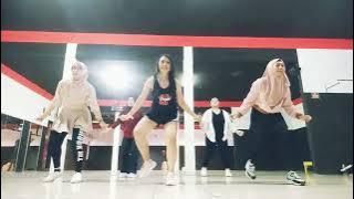DJ Dikasih bibir minta dada // ZUMBADANCE // tiktokviral //Zin Dewi newwzuu