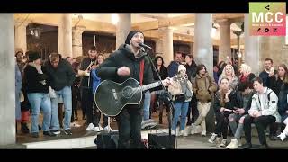 Amazing busker in the streets of London